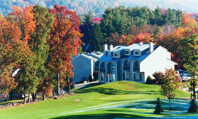 East Stroudsburg House | Pocono Mountain Villas by Exploria Resorts