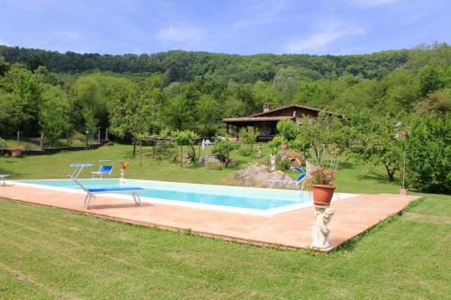 Abbadia San Salvatore Villa | Podere Mezzavia by VacaVilla