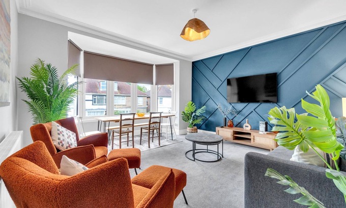 Worthing Apartment | Poets Apartment | By My Getaways