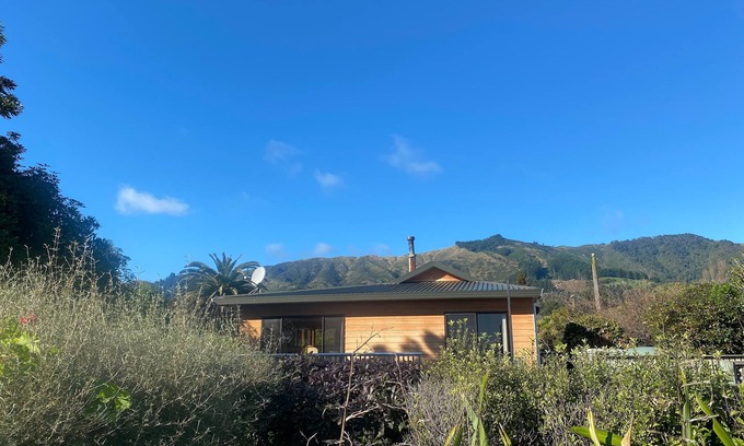 Pohara House | Pohara Sands - Family Beach House