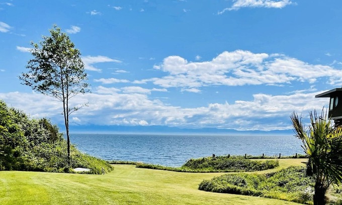 Otter Point House | Points West Oceanfront Resort 2 Bed Ocean Point