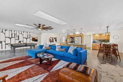 Williams House | Polar Express Hot Tub Pool Table Mountain Views