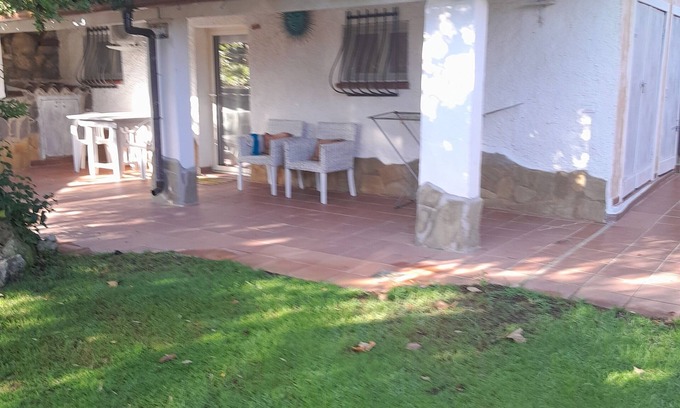 Olbia Apartment | pomegranate.