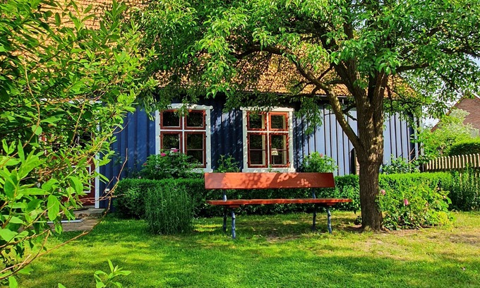 Ahlbeck House | Pommernhaus Historisches Colonistenhaus Sauna Kamin Boot - Romantisch Übernachten mit Offenem Kamin