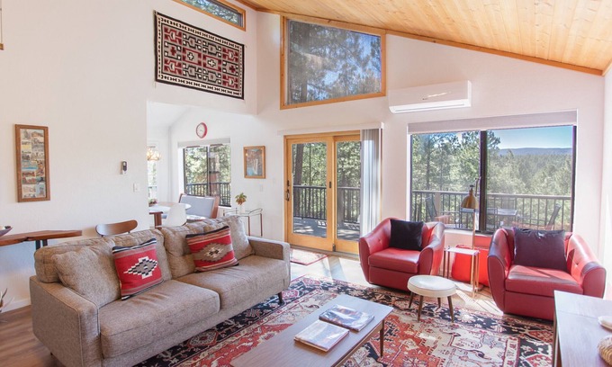 Kachina Village House | Ponderosa Vista ~ Your Forest View Getaway