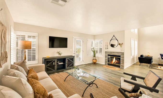 Summerlin House | Pool 4BR 3BA House - Near Strip, Tivoli Village, Shops, Restaurants, Parks