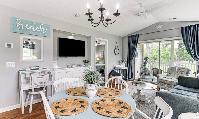 Carolina Forest Condo | Pool Access & Golf View: Myrtle Beach Retreat!