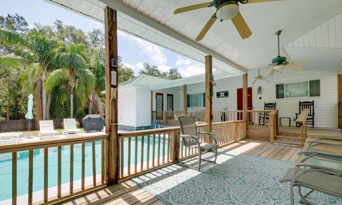 Homosassa House | Pool Access Homosassa Home Near Boat Launch!