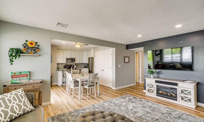 Osage Beach Condo | Pool Access & Lake Views: Osage Beach Family Gem