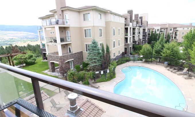 Quail Ridge Condo | Pool And Golf Course Views-1621