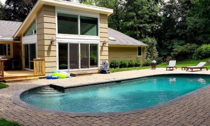 Westport House | Pool & beach vacation in Westport, Connecticut