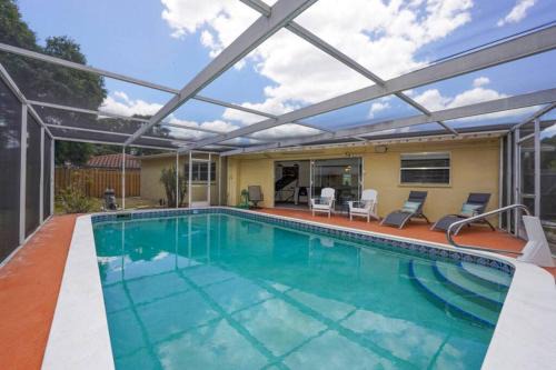 Southgate House | Pool Home - Close to beaches, food, downtown!