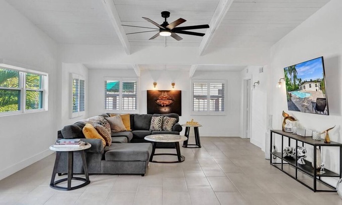 East Fort Lauderdale House | Pool House