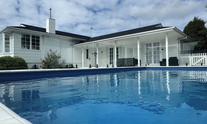 Hospital Hill House | Poolside Getaway on Napier Hill