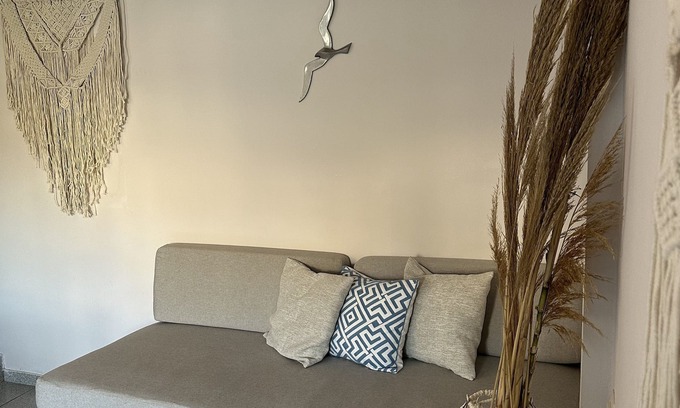 Agia Pelagia Apartment | POPIS MADES SEASIDE APTS (M1)!