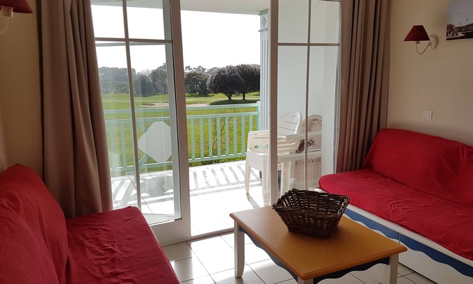 Bourgenay Apartment | Port Bourgenay 2-room apartment Facing the golf course, south facing