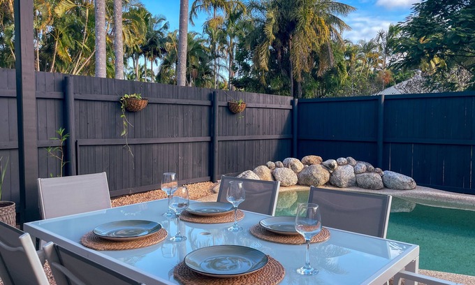 Port Douglas Cottage | Port Douglas Beach Cottage