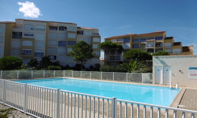 Port Leucate Apartment | Port Leucate: Beachfront 1BR Apt with Pool, Direct Beach Access, Parking, Sleeps 4