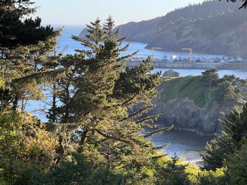 Port Orford House | Port Orford View Home