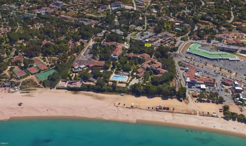 Grosseto-Prugna Apartment | Porticcio centre plage à pieds, studio-cabine 4 Pers max, promo 7 nuits