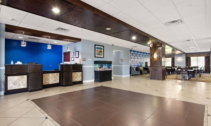 Orlinda Hotel | Portland Inn & Suites