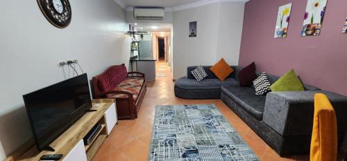 Heliopolis Apartment | Porto1