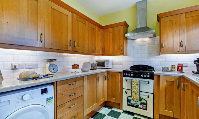 Goathland House | Post Office Cottage - Goathland