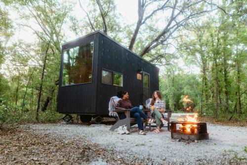 Osceola Other | Postcard Cabins Ozark Highlands, Outdoor Collection by Marriott Bonvoy