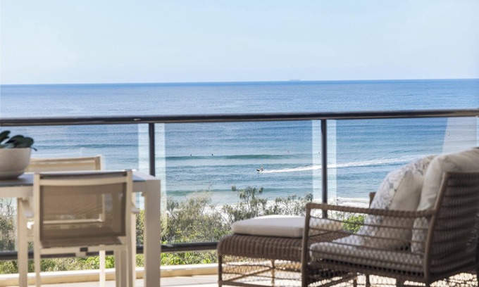 Sunrise Beach Apartment | Postcard on Sunrise Beach