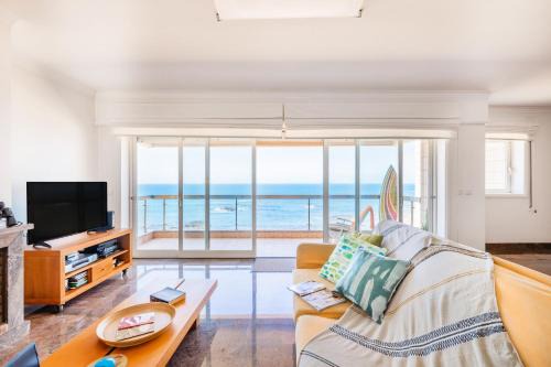 A Ver-o-Mar Apartment | Povoa Sunset Views