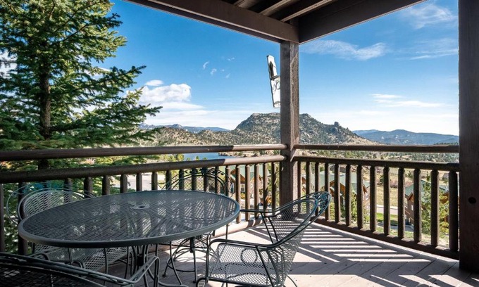 Estes Park Apartment | Powell Peak 104 Condo
