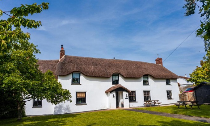 Wrafton House | Poyers Farmhouse