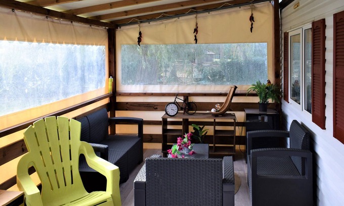 Saint-Pee-sur-Nivelle House | Practical mobile home in the southwest of France, near the Spanish border.