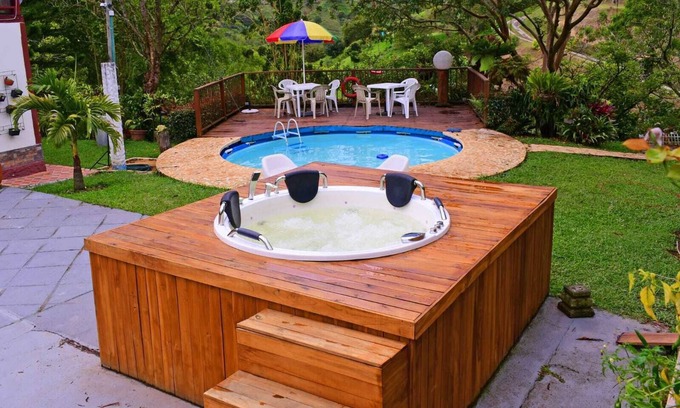 El Penol House | Preciosa Casa de 4 Habitaciones con Piscina, Jacuzzi en Guatape Antioquia.
