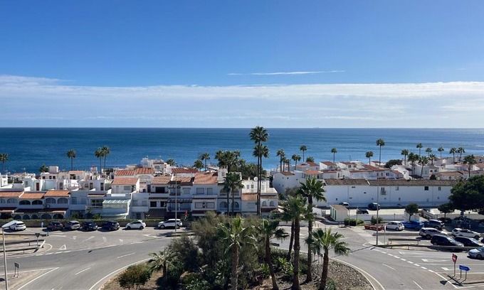 Manilva Apartment | Precioso ático, nuevo, a 50m de la playa, Manilva