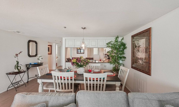 Longboat Key Apartment | Precise Realty presents Coastal Bliss on Longboat
