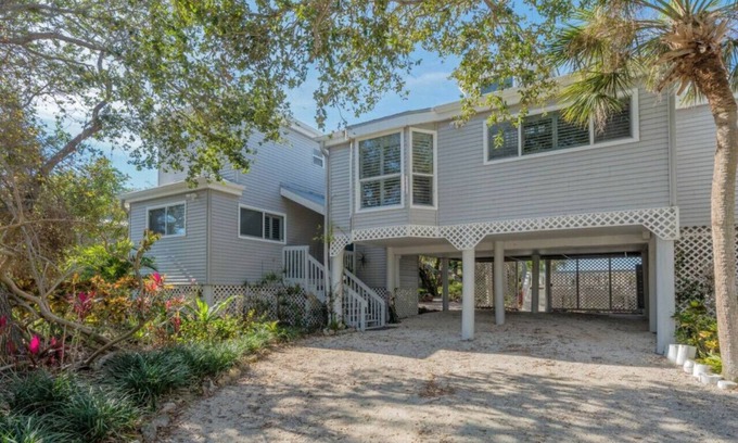 Englewood Apartment | Precise Realty presents Sea Garden on Manasota Key