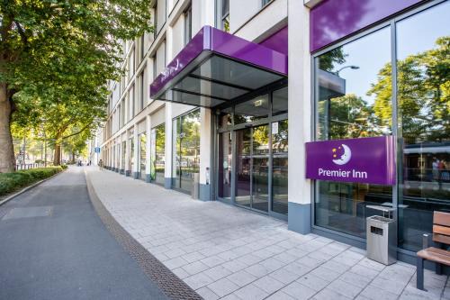 Weststadt Hotel | Premier Inn Heidelberg City Centre
