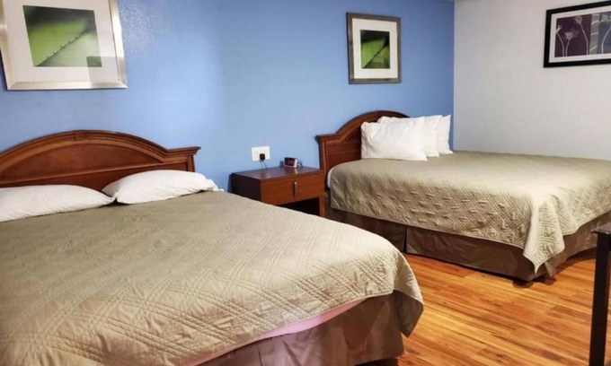 Oakland Hotel | Premier Inn & Suites