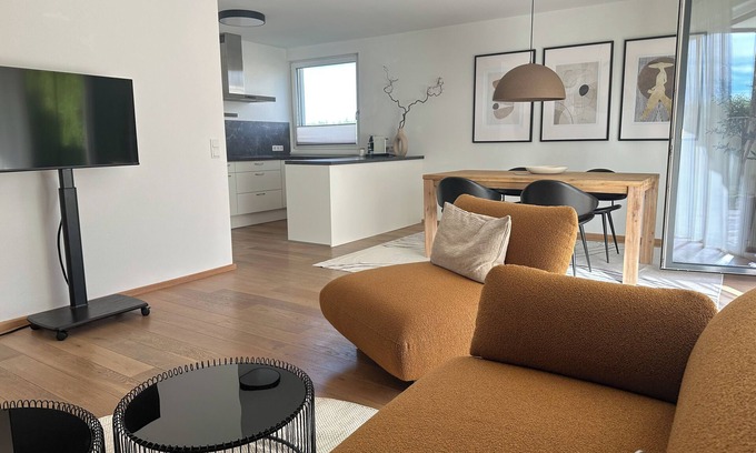 Seekirchen am Wallersee Apartment | Premium Apartments "VERWEILZEIT" – 3-bedroom, garden, fully equipped & parking