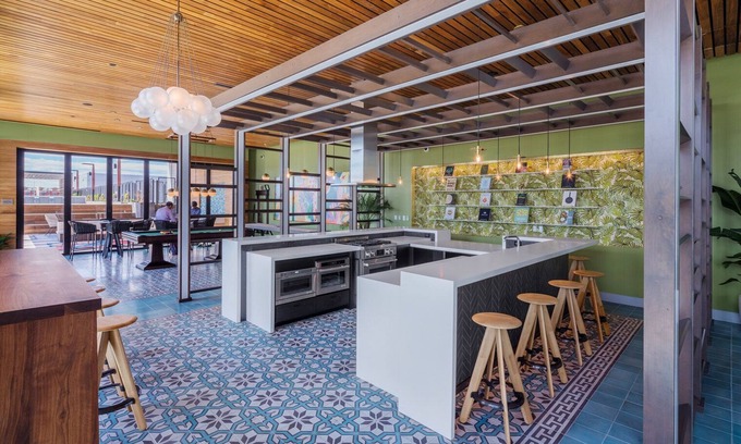 H Street Corridor Apartment | Premium H Street 1BR w/ Rooftop Pool & Gym, walk to Metro, by Blueground