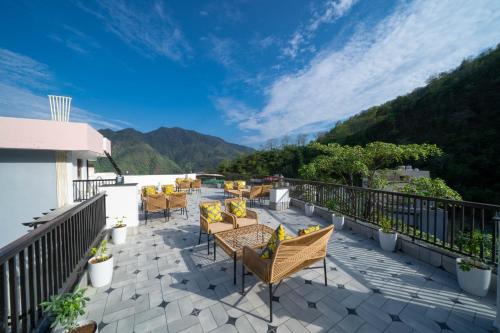 Haridwar Hotel | Premium Mystic Falls near Secret Waterfall