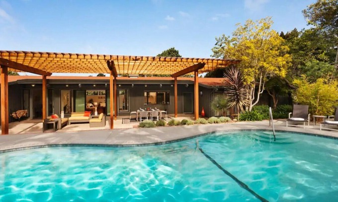 Downtown Monterey House | Presidential Villa Near 17-Mile Drive! Private Pool & Kitchen! Pets Allowed!