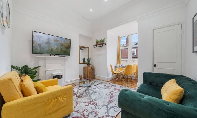 City of Westminster Apartment | Prestigious Apartment on Oxford Street - 2 Bedroom
