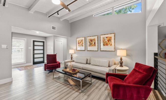 Preston Hollow House | Preston Hollow Retreat