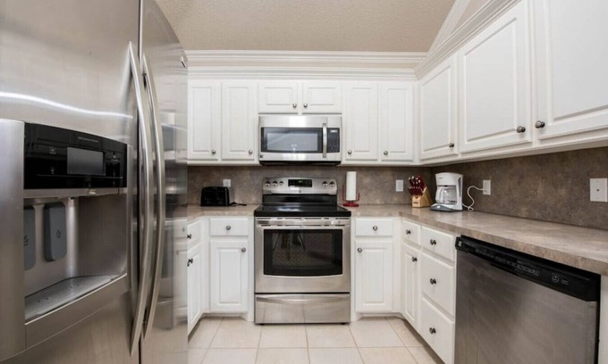 Lubbock House | Preston Place - 3BR/2BA - Pet Friendly
