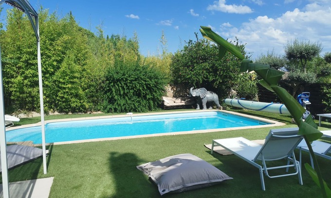 Tamaris House | PRETTY AIR-CONDITIONED HOUSE WITH SEA VIEW, GARDEN, SWIMMING POOL, BETWEEN SABLETTES AND TAMARISKS