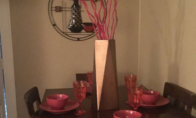 Shreveport House | Pretty cozy red house