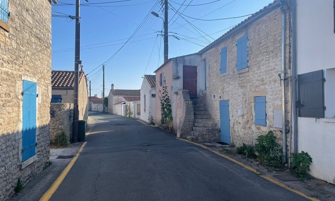 La Cotiniere House | Pretty town house in the heart of La Cotinière for 4 people