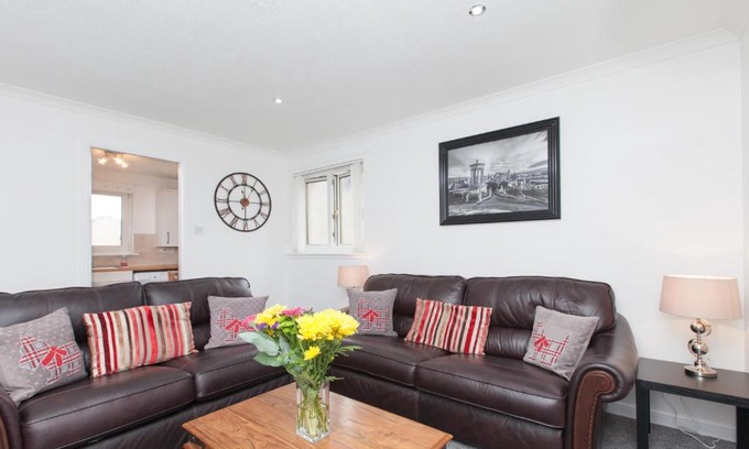 Pitreavie Apartment | Prime Commuter Executive Apartment Dunfermline